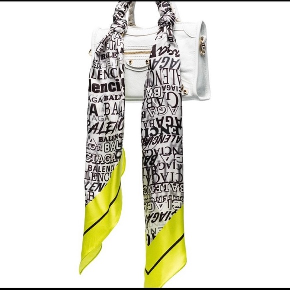 Balenciaga Mini City w/ Sacrf - Picture 2 of 5